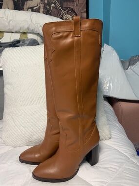 Tan leather western looking boots